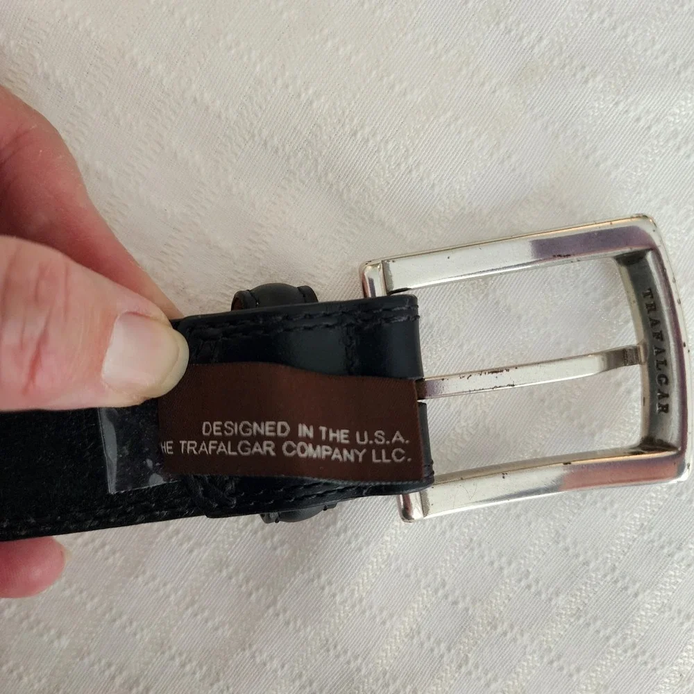 Trafalgar Men‎ Black Genuine Leather Dress Belt Silver Buckle 46
